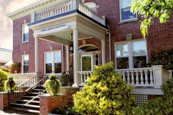 Anna Jaques Hospital